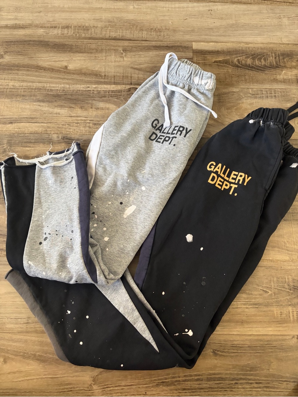 Gallery Kids Two-Tone Paint-Splatter Sweatpants in Black & Gray